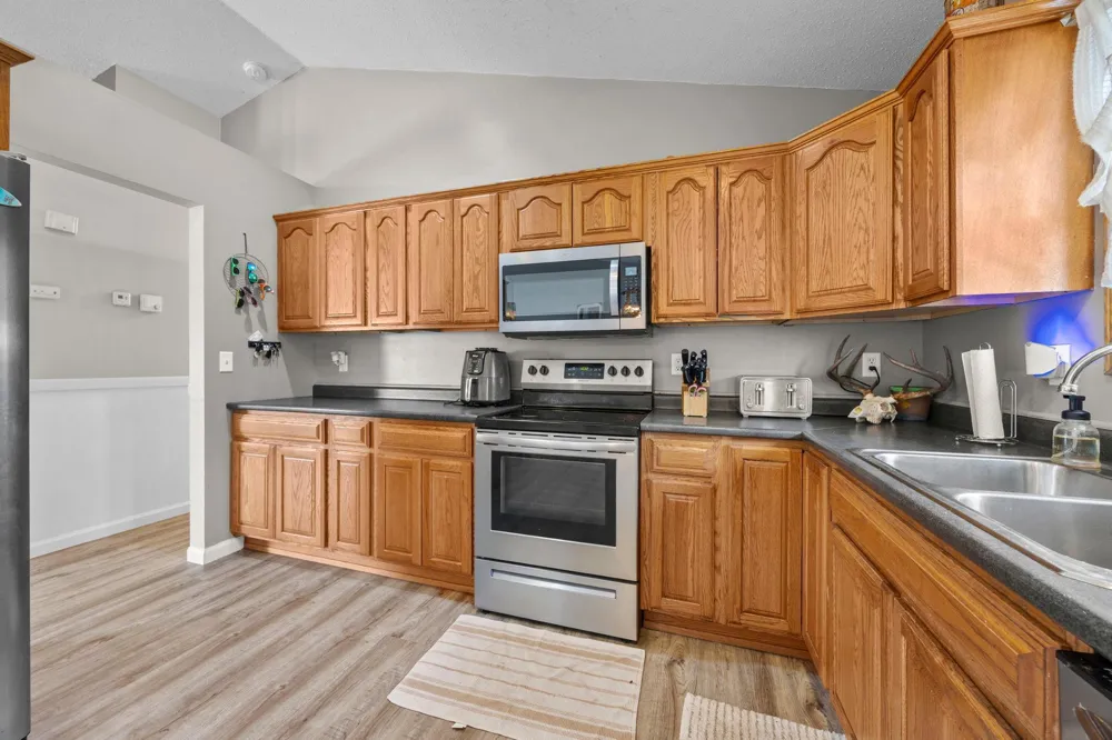 407 9th Street Goodhue, MN 55027