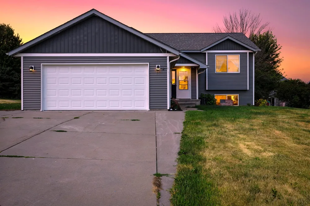 407 9th Street Goodhue, MN 55027