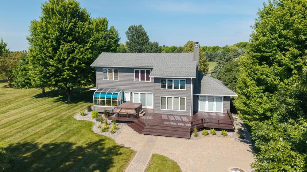 12 Lake Shetek Drive Slayton, MN 56172