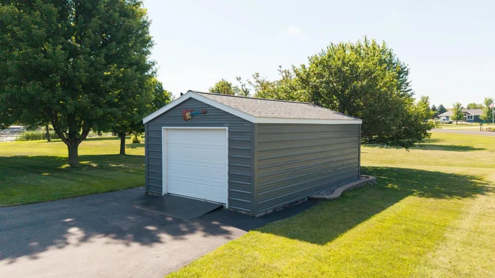 12 Lake Shetek Drive Slayton, MN 56172