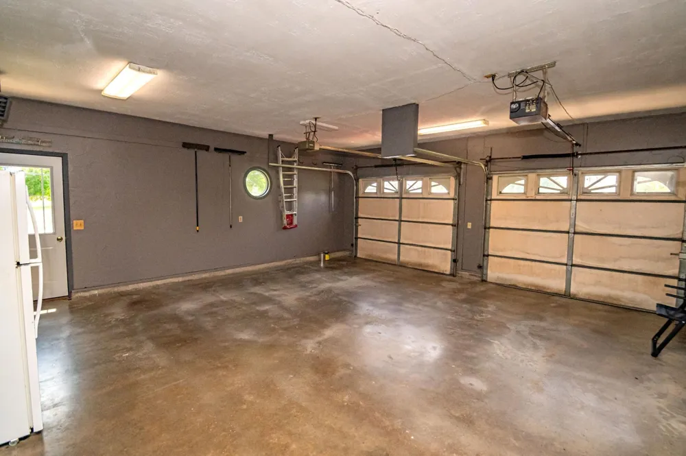 12 Lake Shetek Drive Slayton, MN 56172