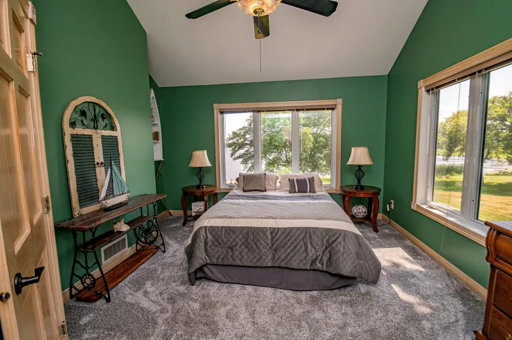 12 Lake Shetek Drive Slayton, MN 56172