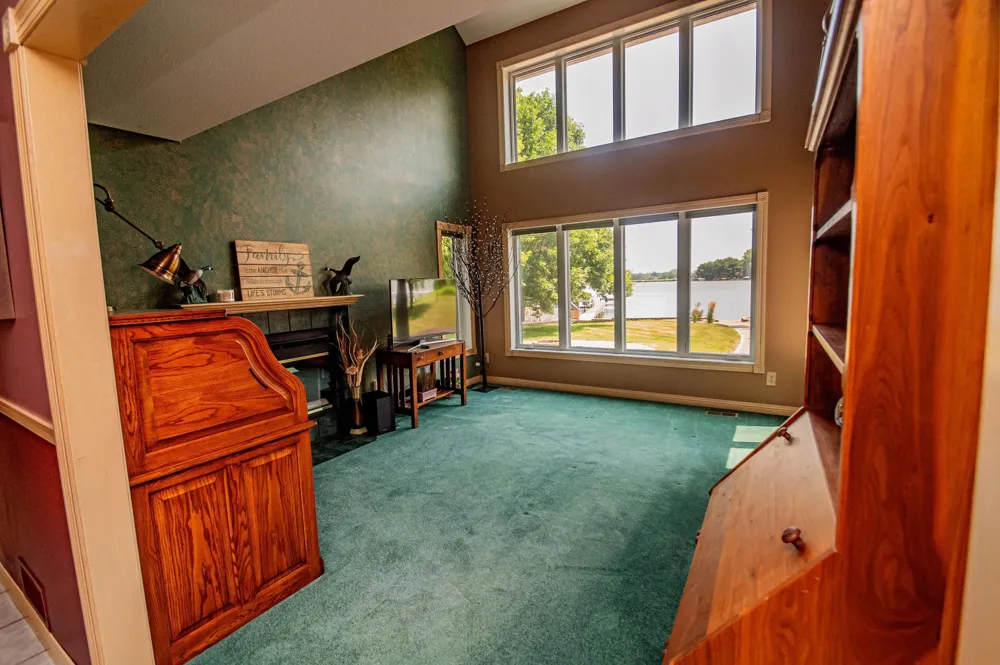 12 Lake Shetek Drive Slayton, MN 56172