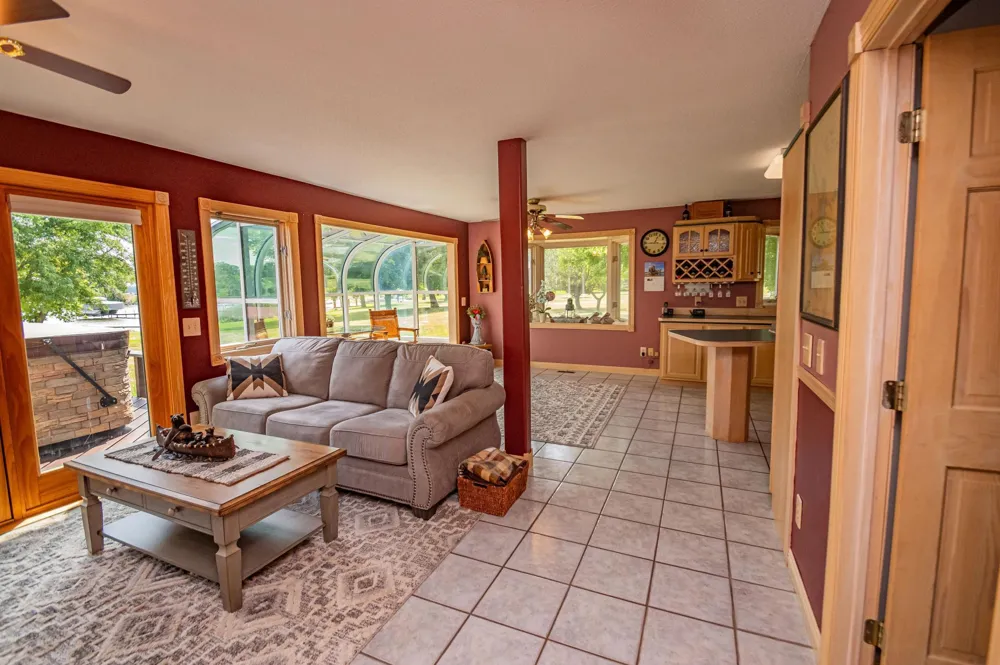 12 Lake Shetek Drive Slayton, MN 56172