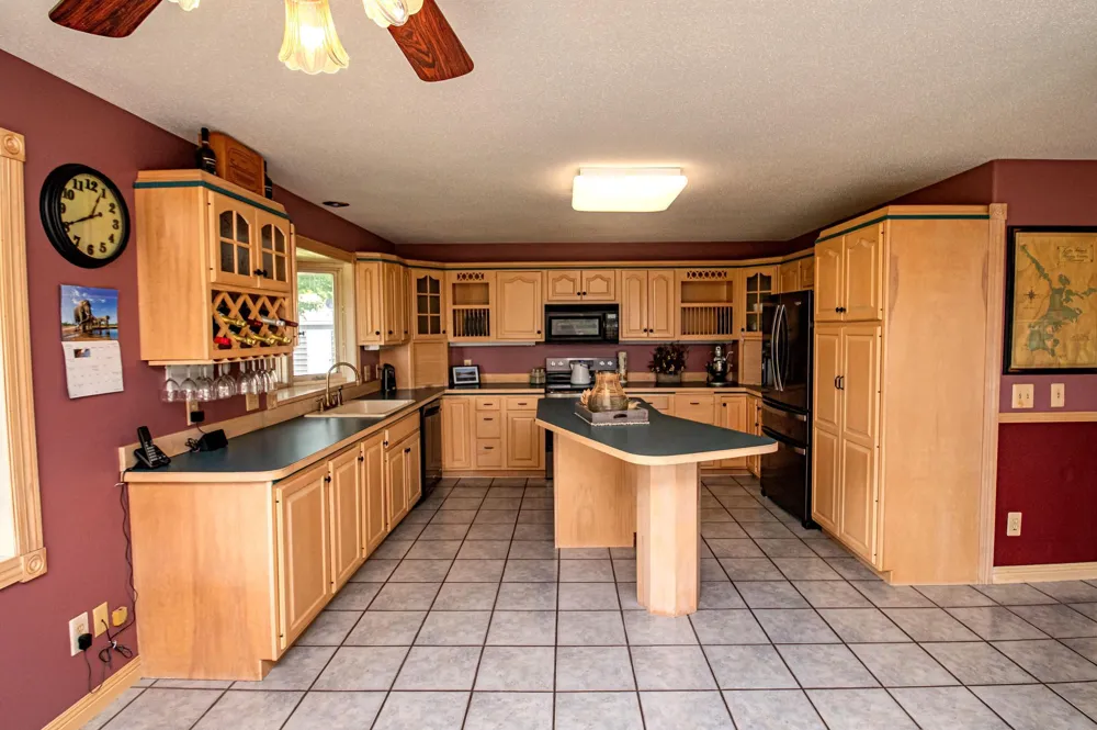 12 Lake Shetek Drive Slayton, MN 56172