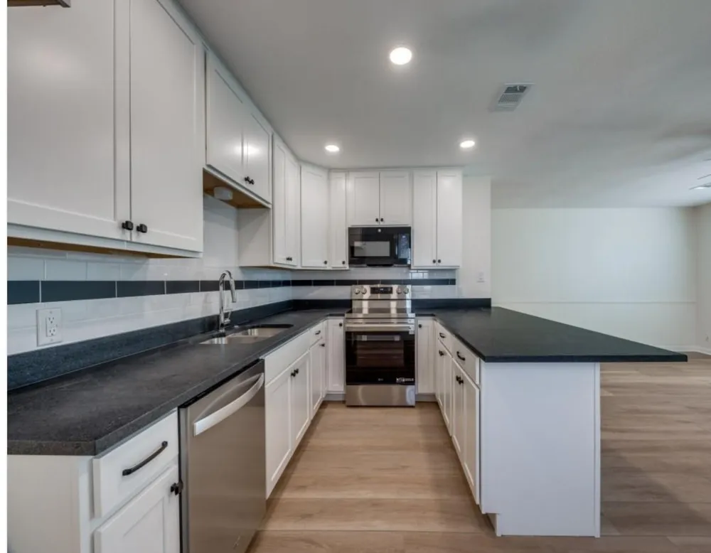 1721 W Walker Street Denison, TX 75020