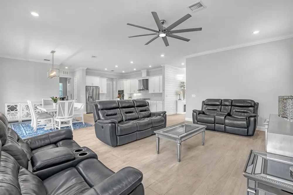 1047 Ember Ridge Run Loxahatchee, FL 33470