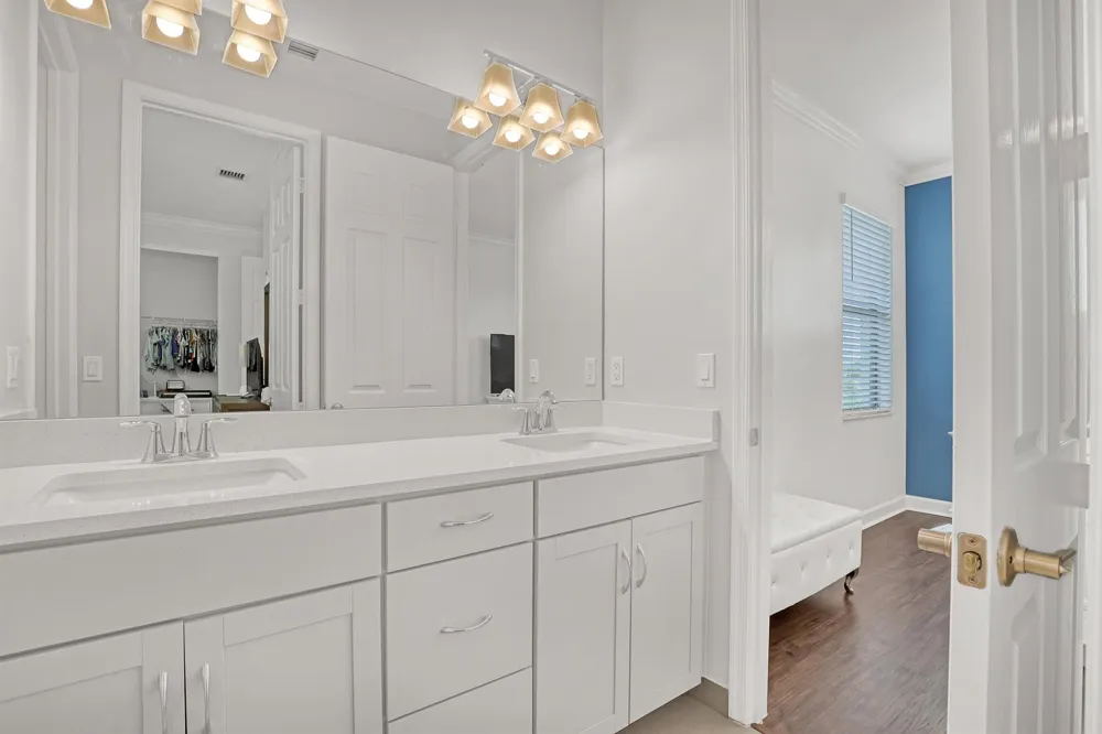 1047 Ember Ridge Run Loxahatchee, FL 33470