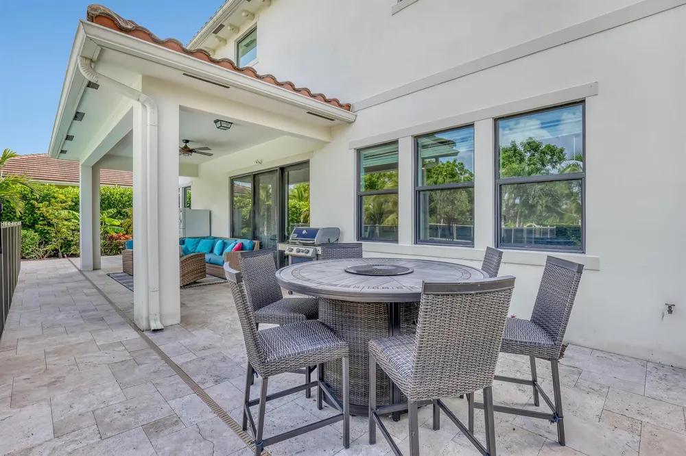 1047 Ember Ridge Run Loxahatchee, FL 33470