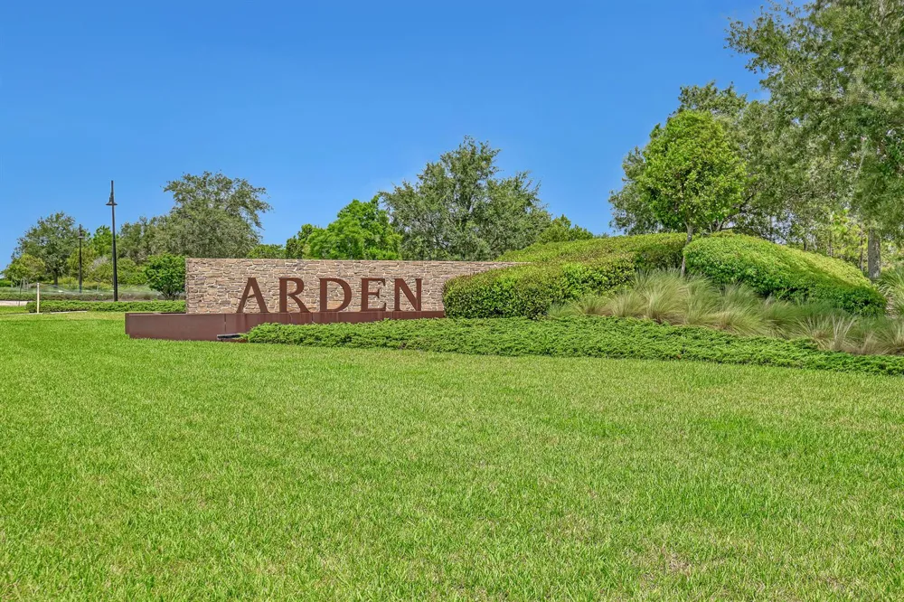 1047 Ember Ridge Run Loxahatchee, FL 33470