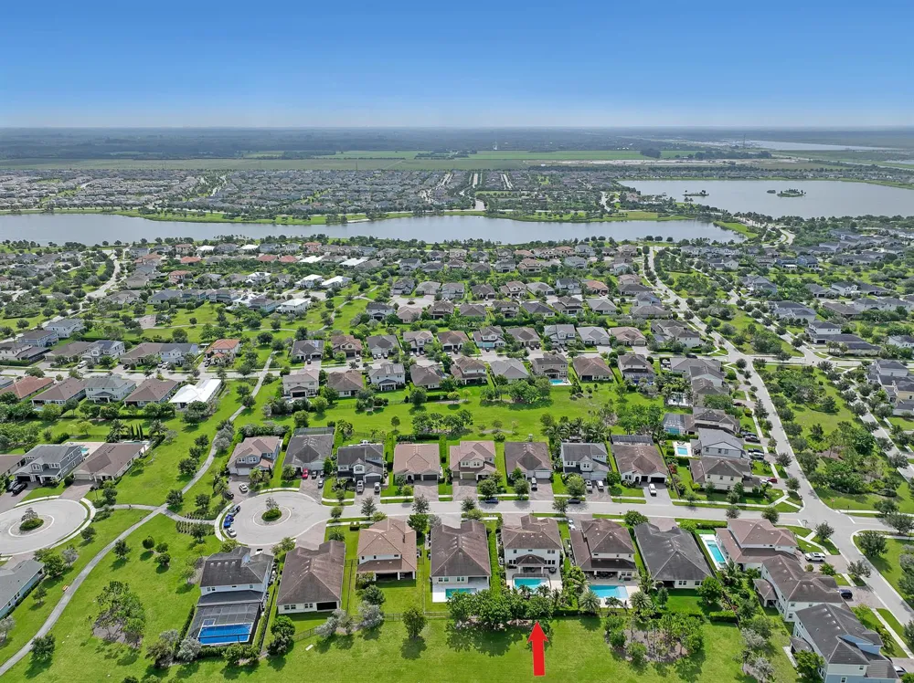 1047 Ember Ridge Run Loxahatchee, FL 33470