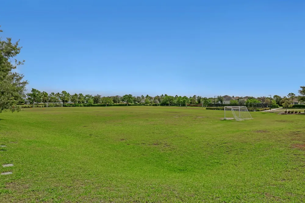 1047 Ember Ridge Run Loxahatchee, FL 33470