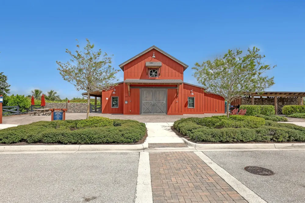 1047 Ember Ridge Run Loxahatchee, FL 33470