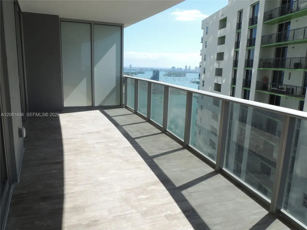 488 NE 18th St #3104 Miami, FL 33132