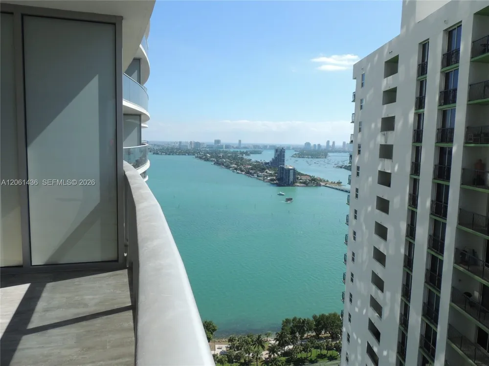 488 NE 18th St #3104 Miami, FL 33132