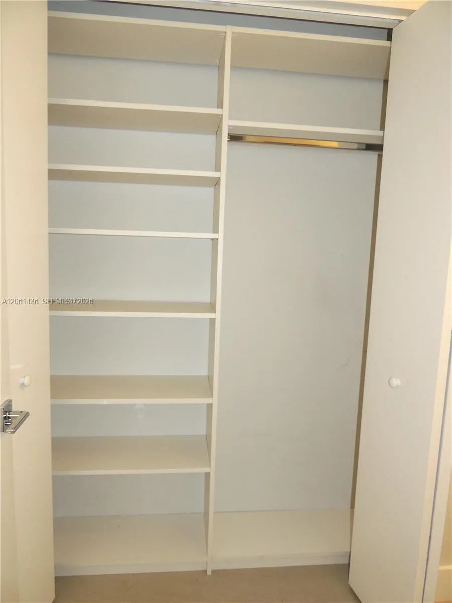 488 NE 18th St #3104 Miami, FL 33132