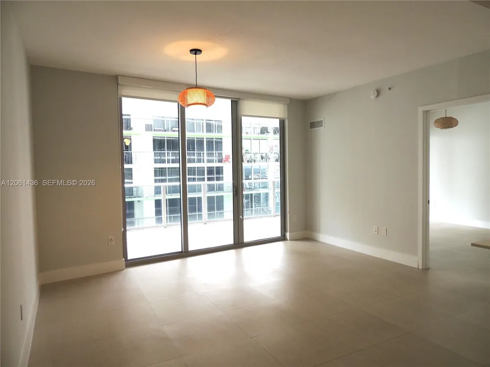 488 NE 18th St #3104 Miami, FL 33132