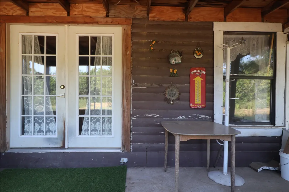 2601 Witte Poteau, OK 74953