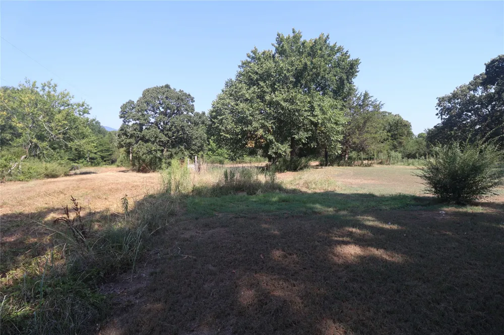 2601 Witte Poteau, OK 74953