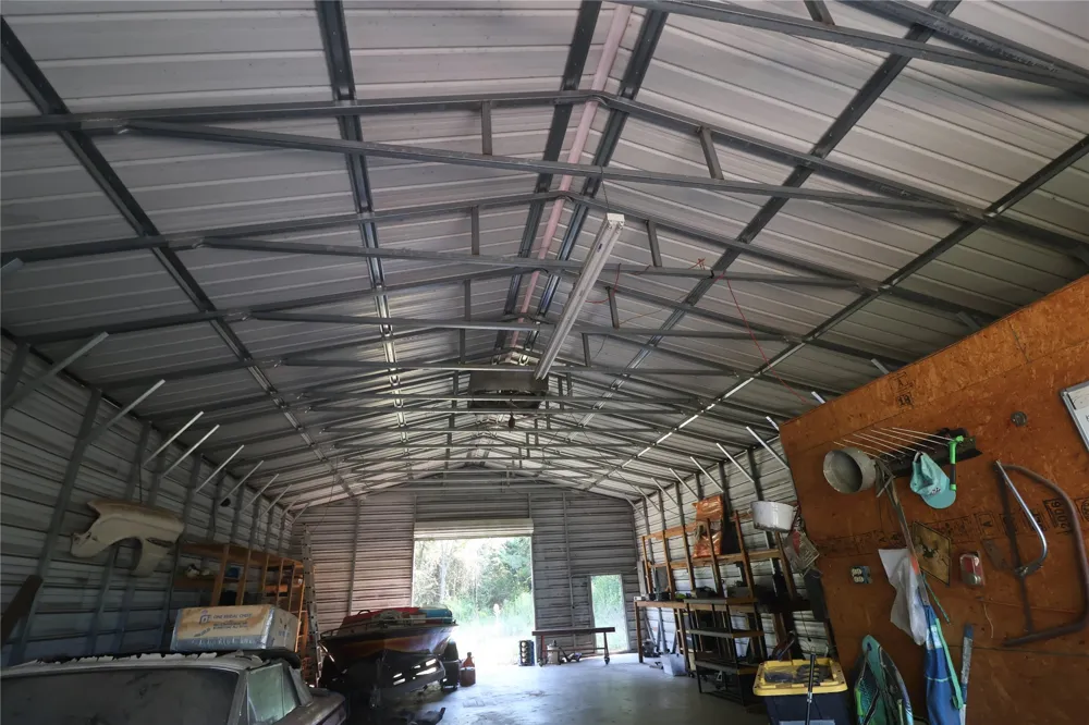 2601 Witte Poteau, OK 74953