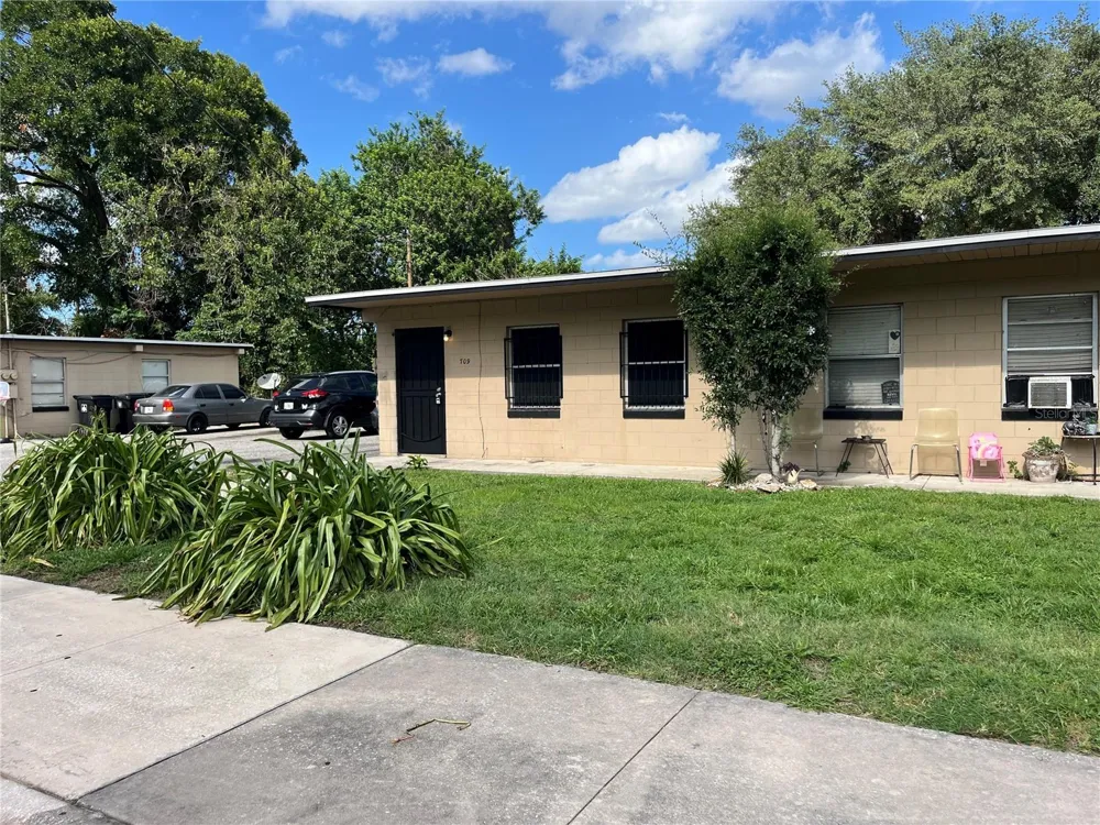 709 BOSTON AVENUE Orlando, FL 32805
