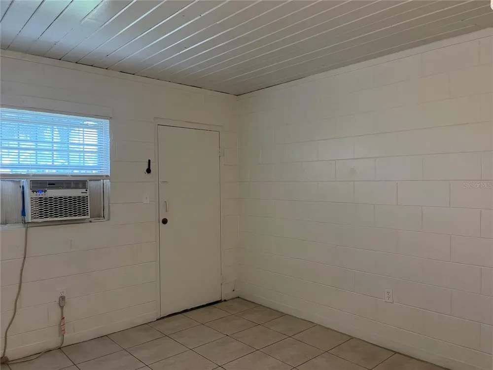 709 BOSTON AVENUE Orlando, FL 32805