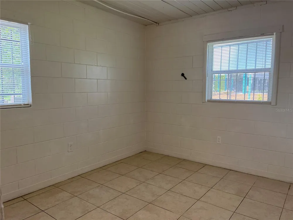 709 BOSTON AVENUE Orlando, FL 32805