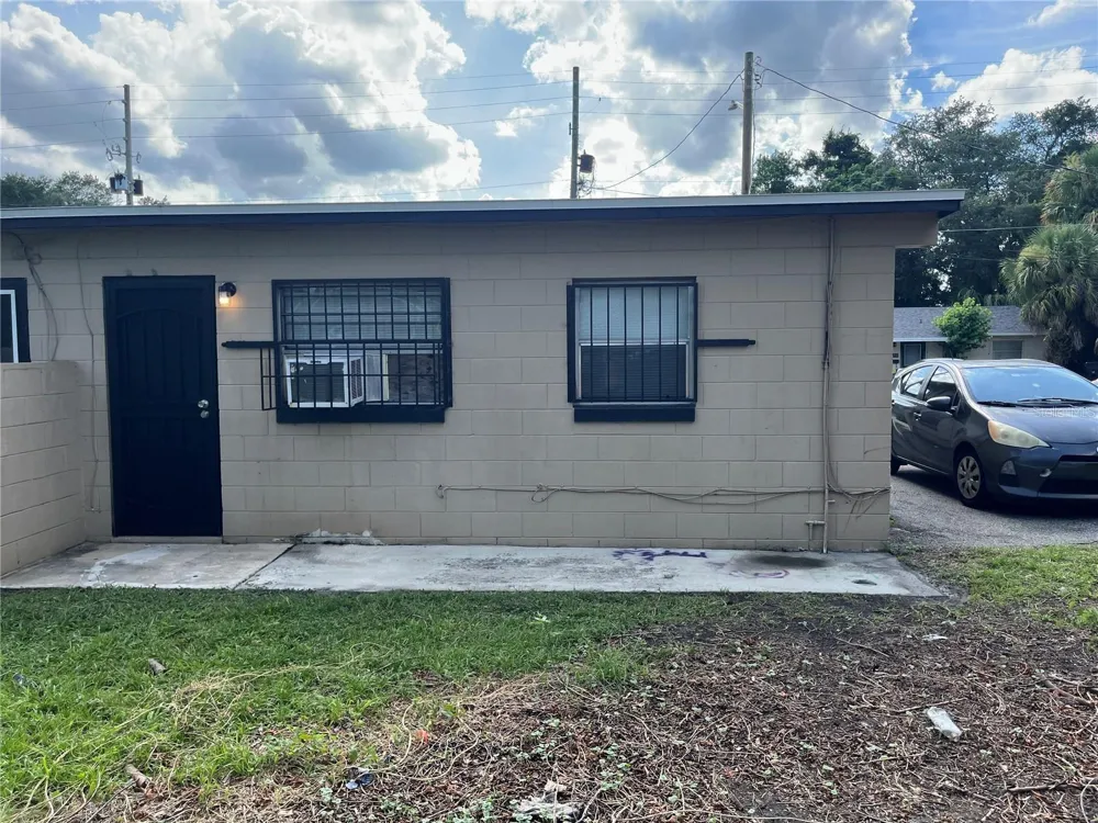 709 BOSTON AVENUE Orlando, FL 32805