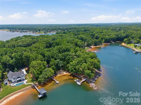 8247 Luckey Point Road