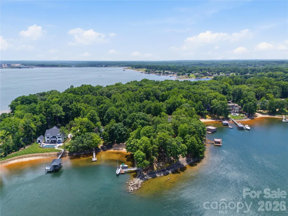 8247 Luckey Point Road Denver, NC 28037