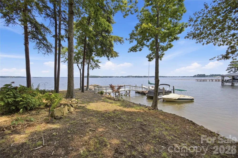 8247 Luckey Point Road Denver, NC 28037