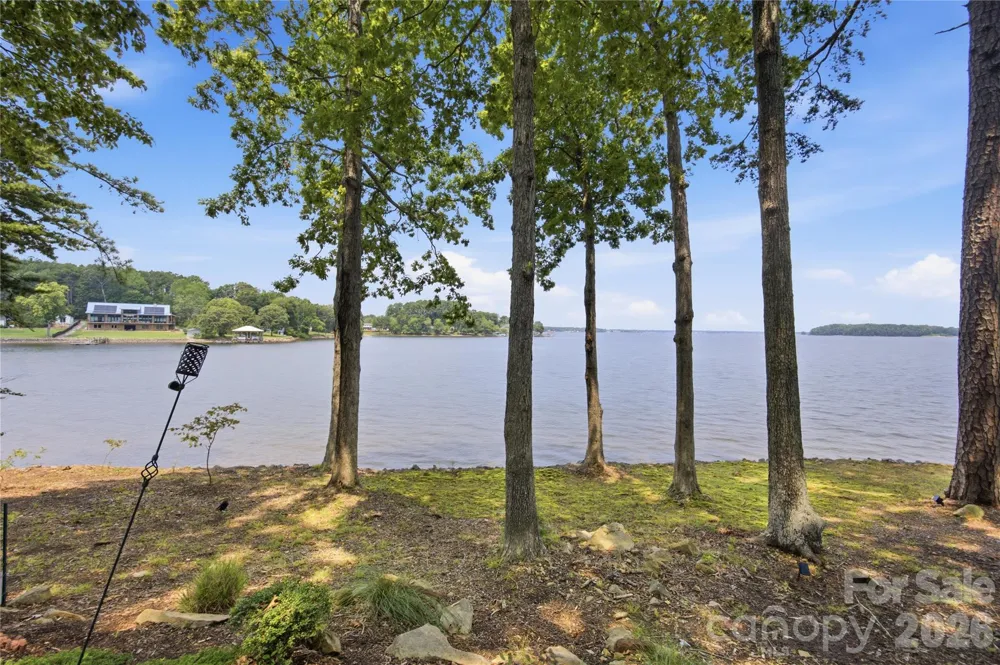 8247 Luckey Point Road Denver, NC 28037