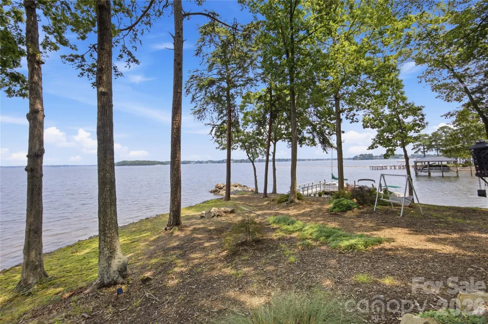 8247 Luckey Point Road Denver, NC 28037