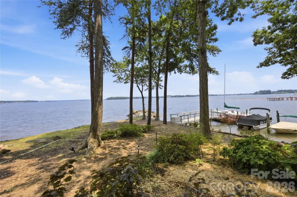 8247 Luckey Point Road Denver, NC 28037