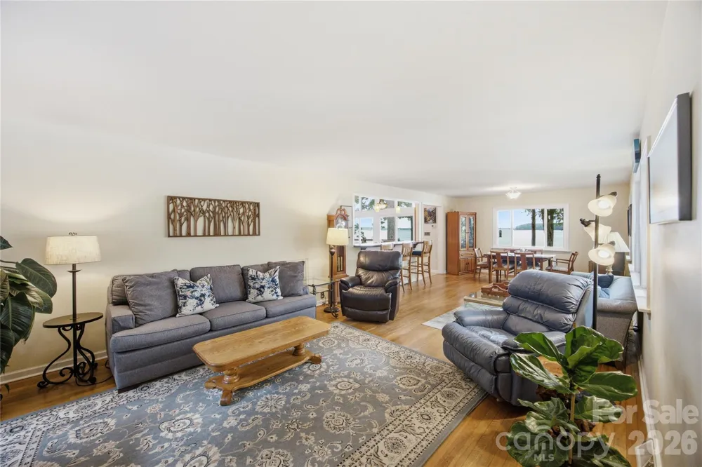 8247 Luckey Point Road Denver, NC 28037