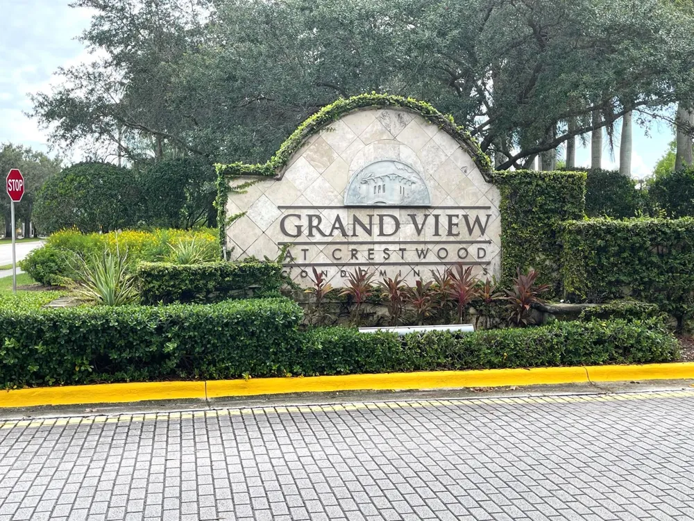 1700 S CRESTWOOD COURT S #1709 Royal Palm Beach, FL 33411