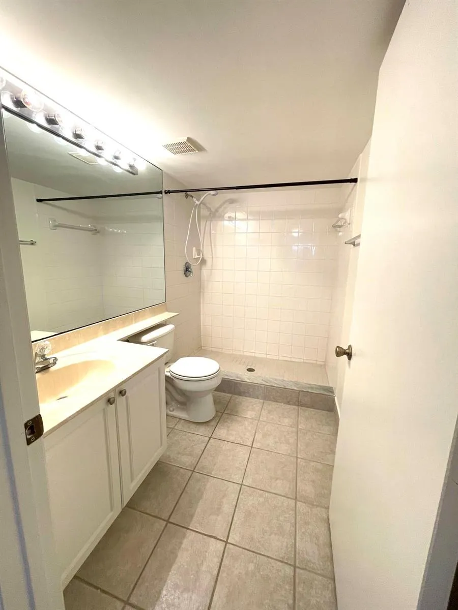 1700 S CRESTWOOD COURT S #1709 Royal Palm Beach, FL 33411