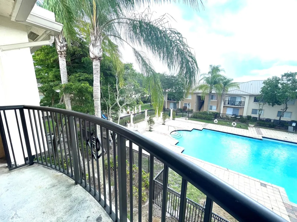 1700 S CRESTWOOD COURT S #1709 Royal Palm Beach, FL 33411