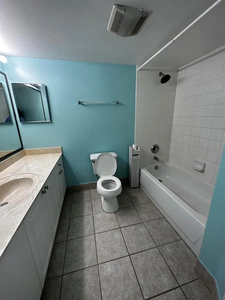 1700 S CRESTWOOD COURT S #1709 Royal Palm Beach, FL 33411