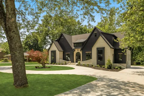 1415 Parker Pl