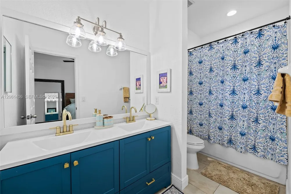 5577 Monte Carlo Pl Margate, FL 33068
