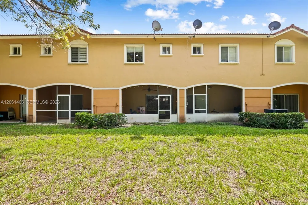 5577 Monte Carlo Pl Margate, FL 33068