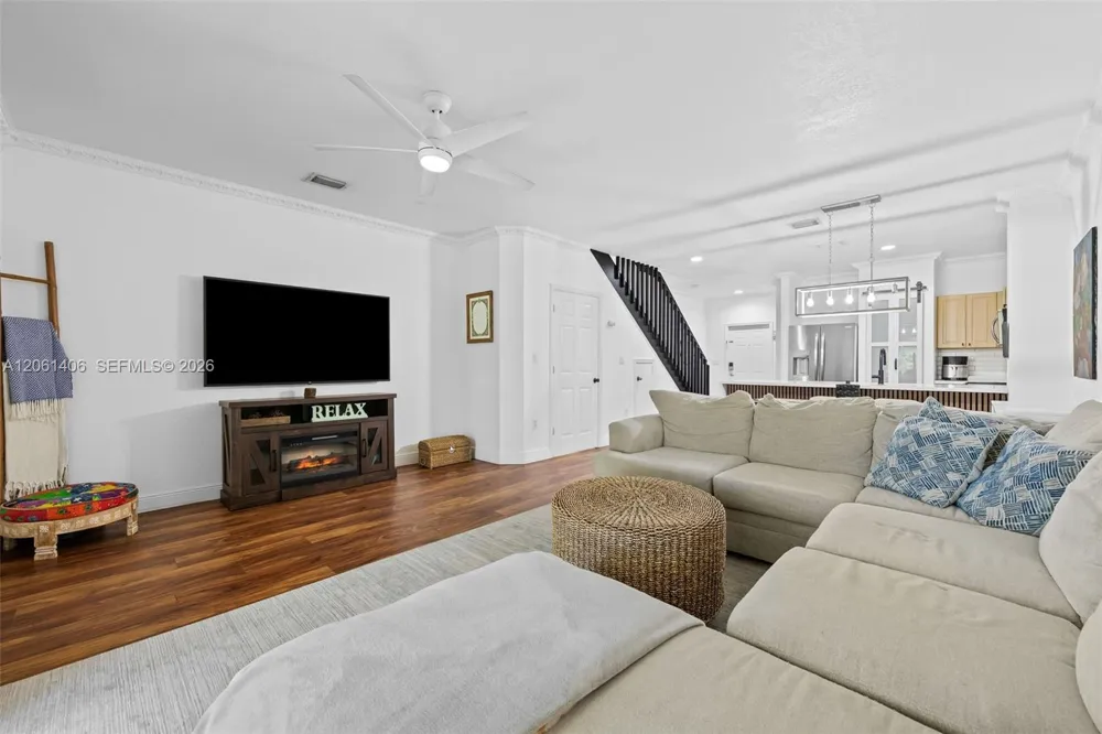 5577 Monte Carlo Pl Margate, FL 33068