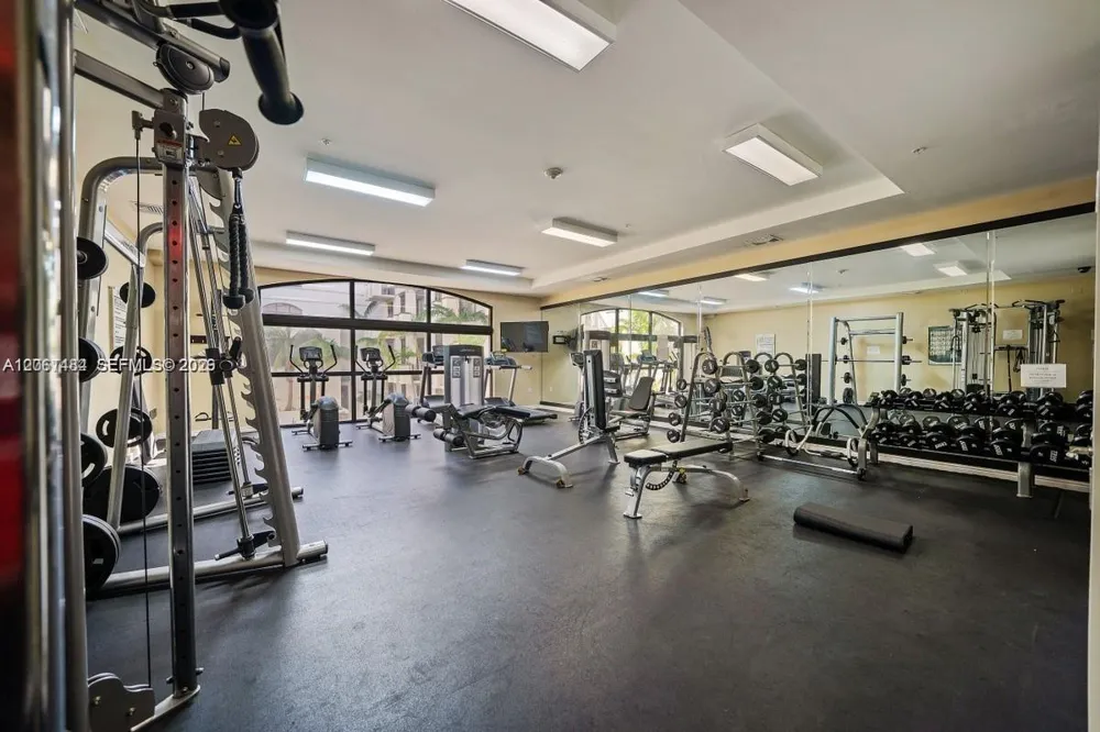 1805 Ponce De Leon Blvd #616 Coral Gables, FL 33134