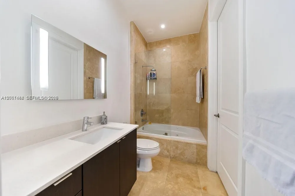 1805 Ponce De Leon Blvd #616 Coral Gables, FL 33134