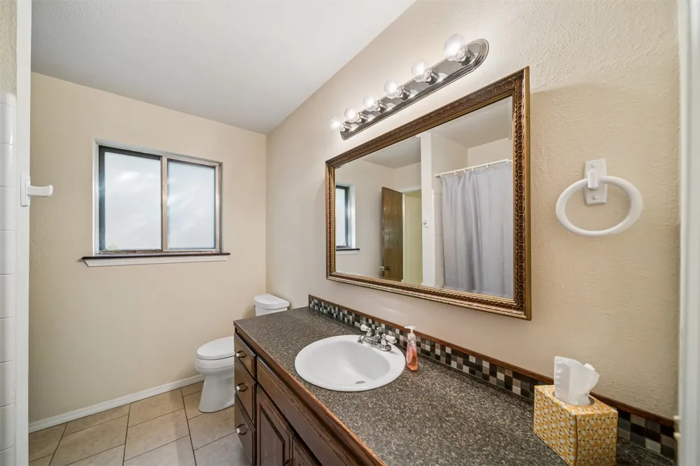 2735 S 96th EastAvenue Tulsa, OK 74129