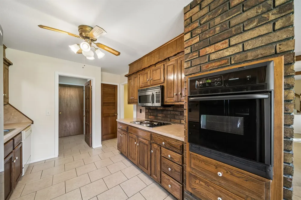 2735 S 96th EastAvenue Tulsa, OK 74129