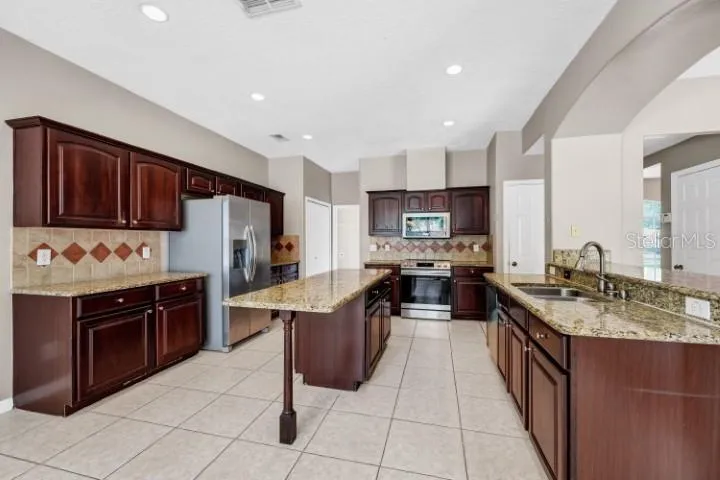 1889 POMEGRANATE COURT Ocoee, FL 34761