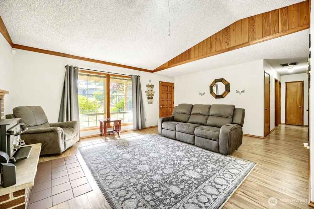 29311 33rd Avenue S Auburn, WA 98001