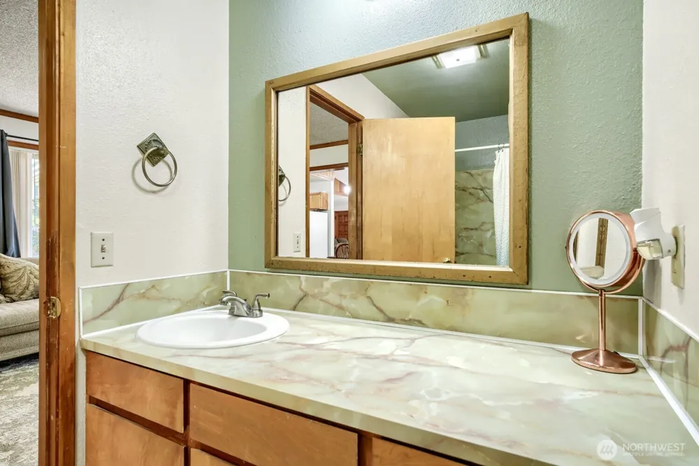 29311 33rd Avenue S Auburn, WA 98001